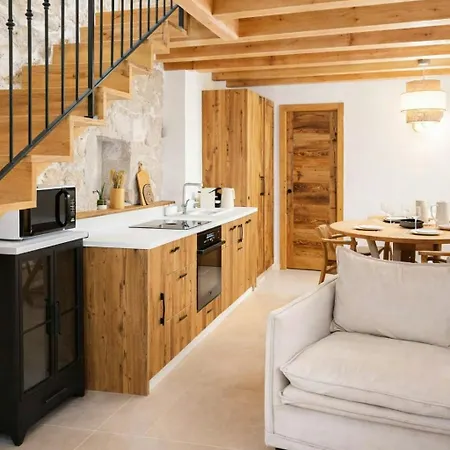 Holiday home With Sauna By Bourget